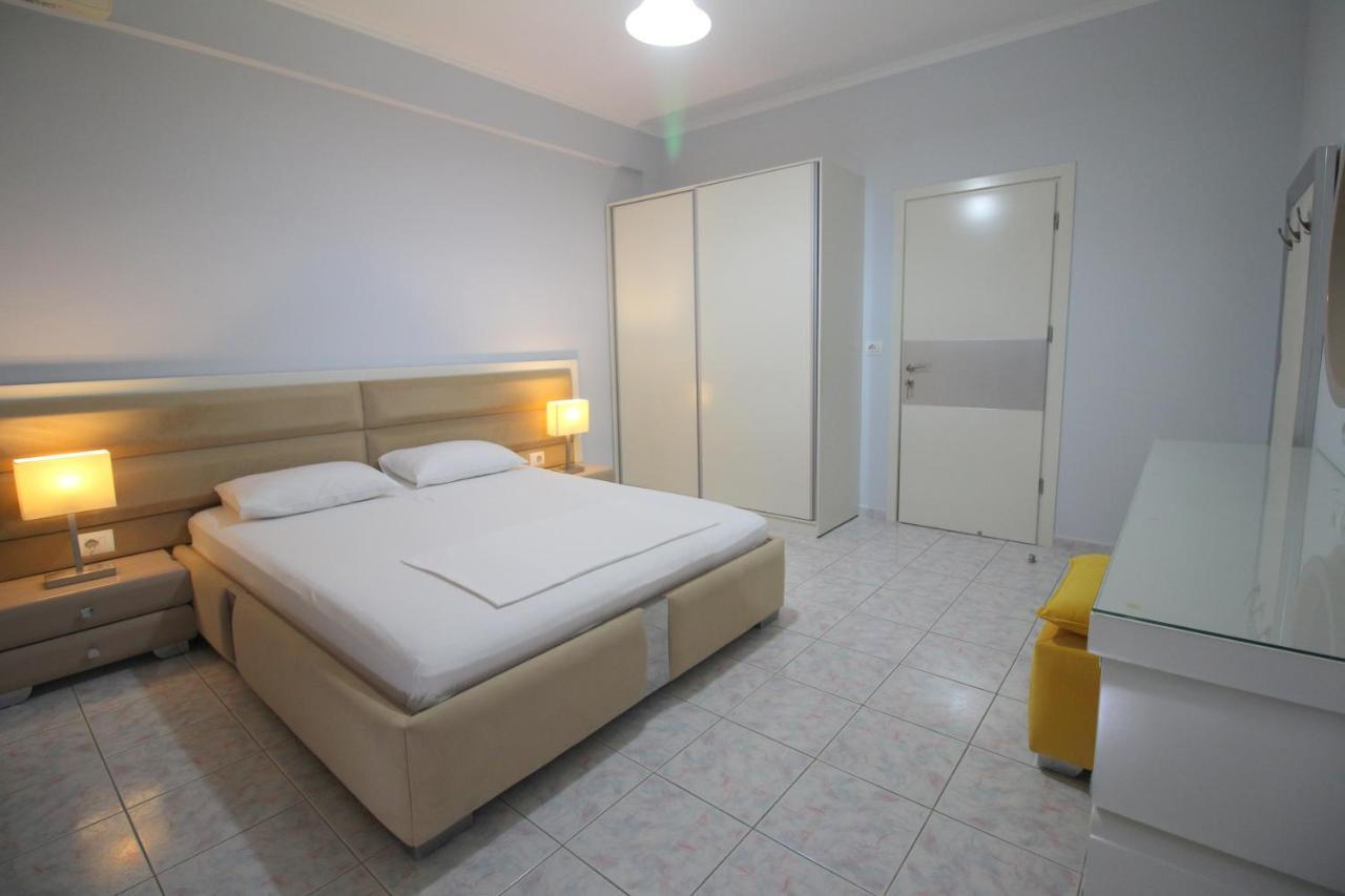 Murati Suites Саранде Екстериор снимка