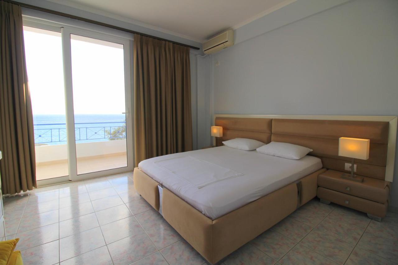 Murati Suites Саранде Екстериор снимка