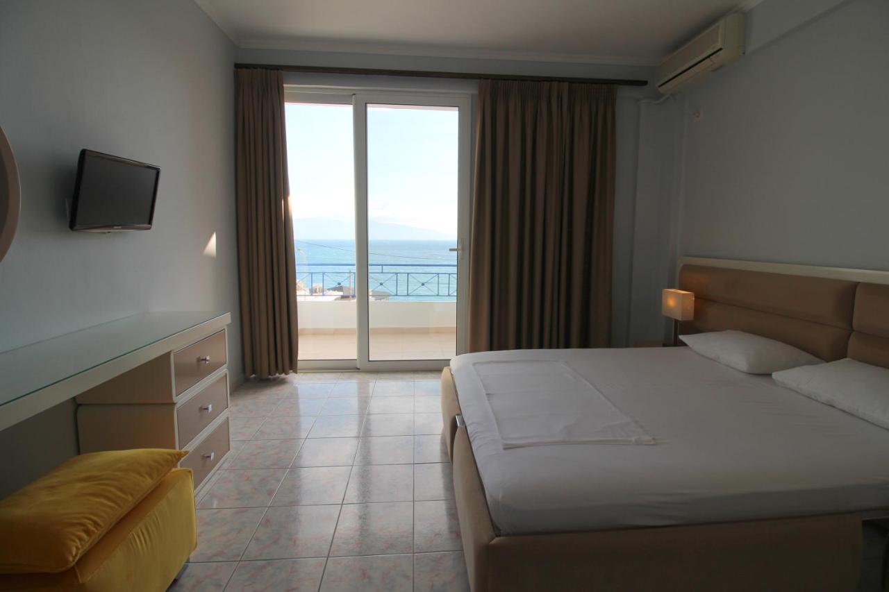 Murati Suites Саранде Екстериор снимка