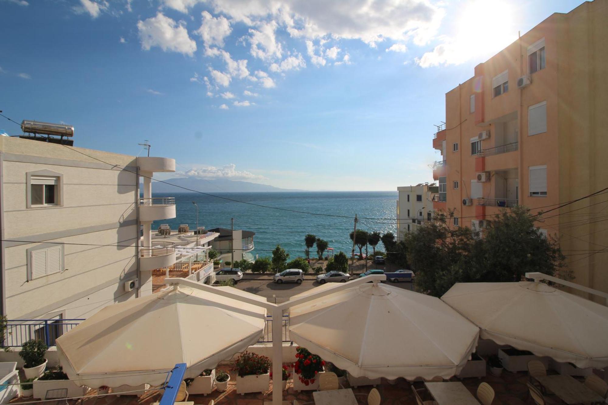 Murati Suites Саранде Екстериор снимка