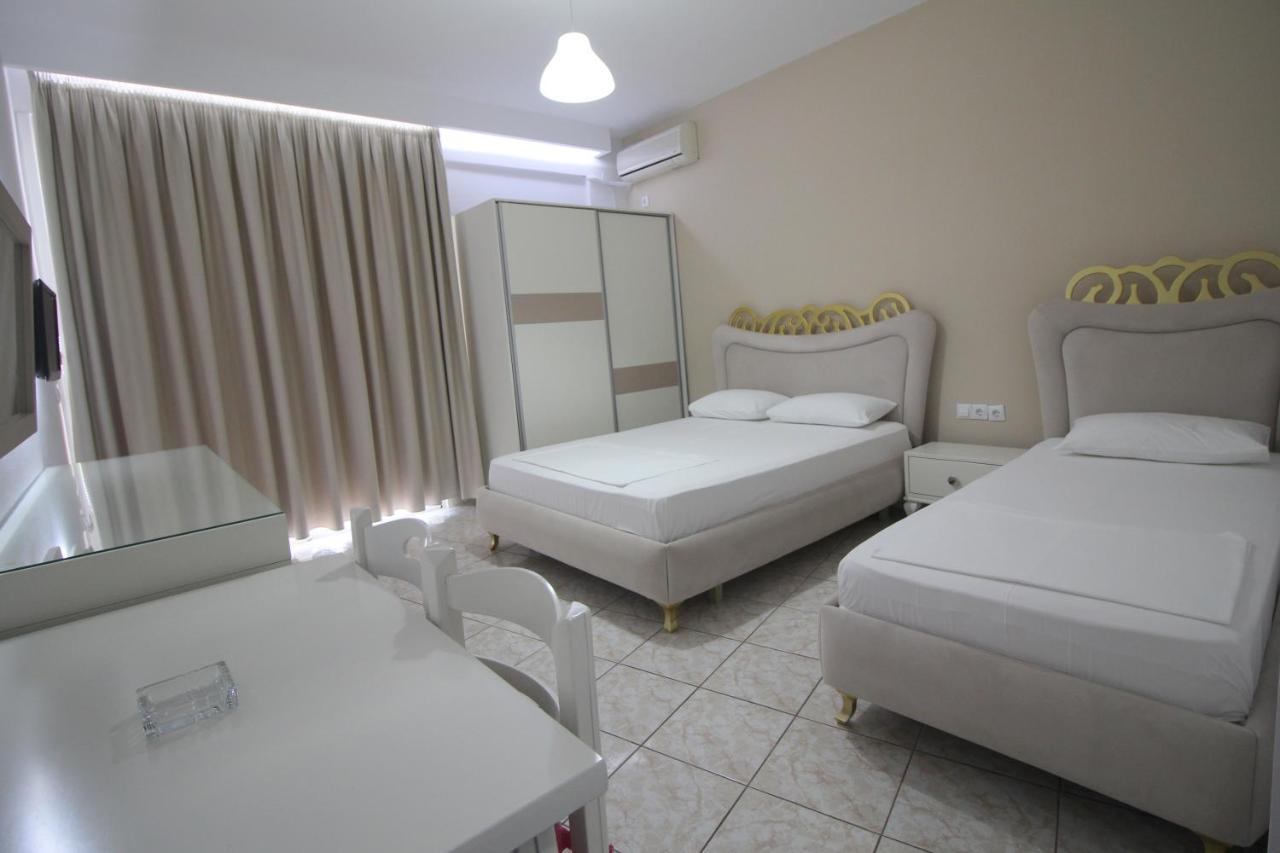 Murati Suites Саранде Екстериор снимка