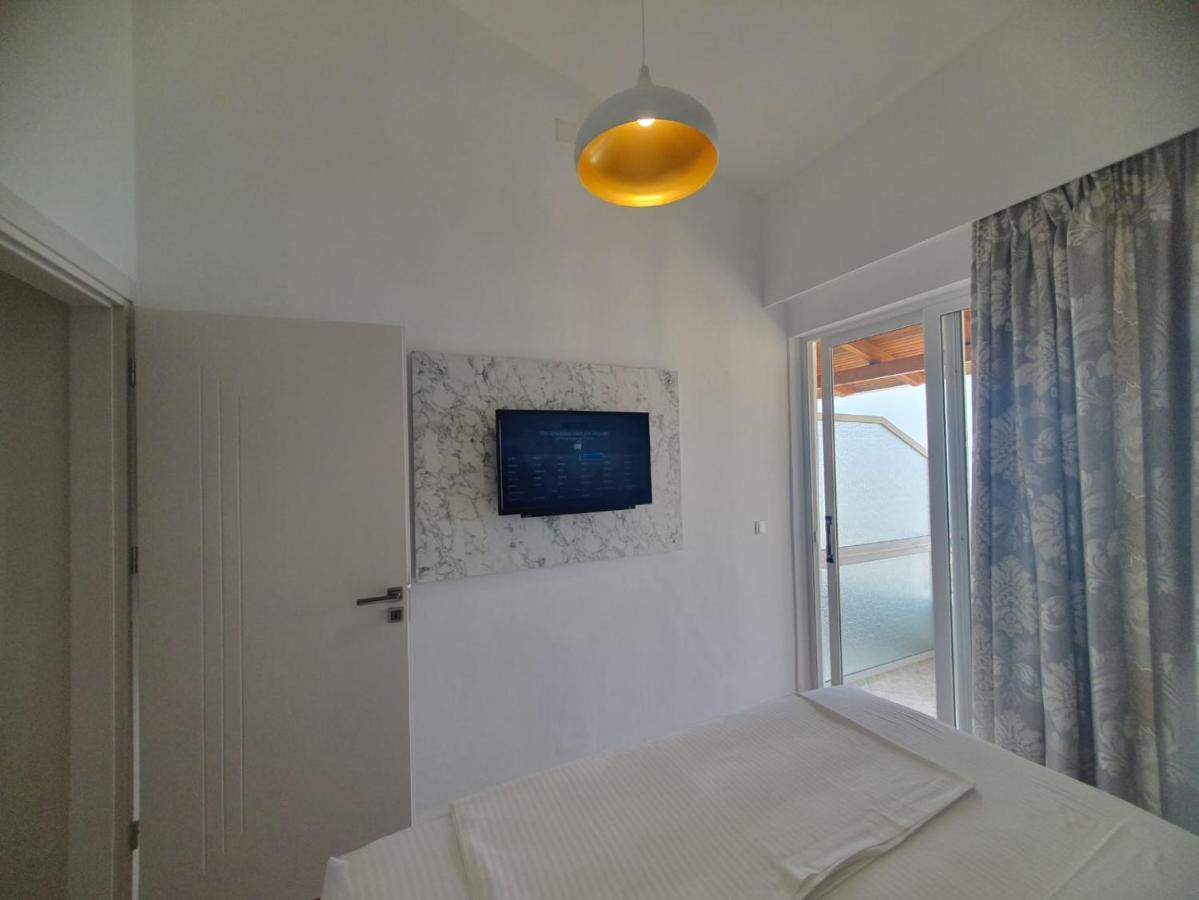 Murati Suites Саранде Екстериор снимка