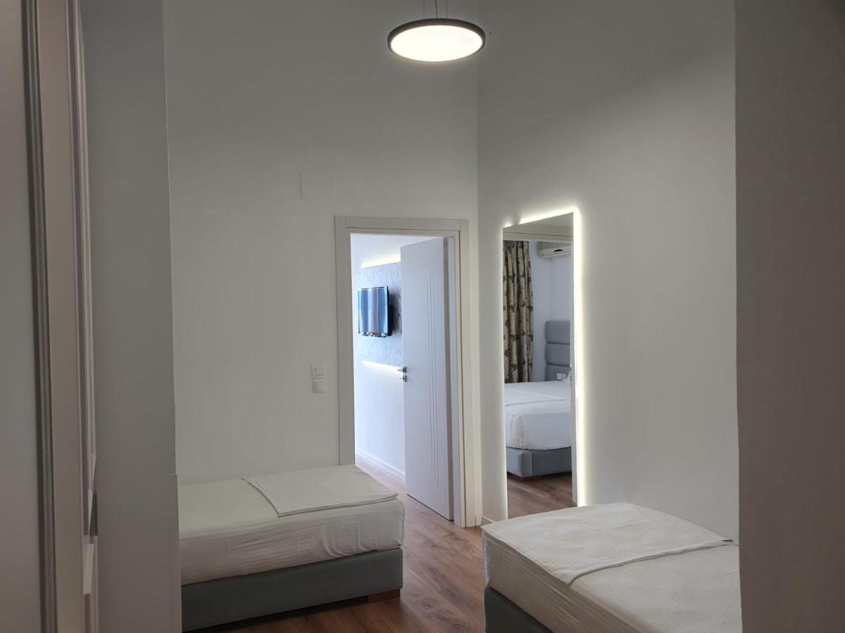 Murati Suites Саранде Екстериор снимка